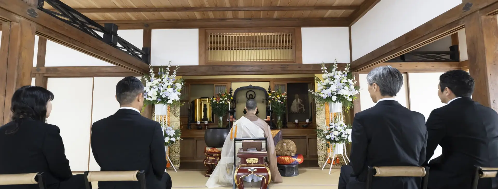 永寿院 本堂でのご遺骨葬